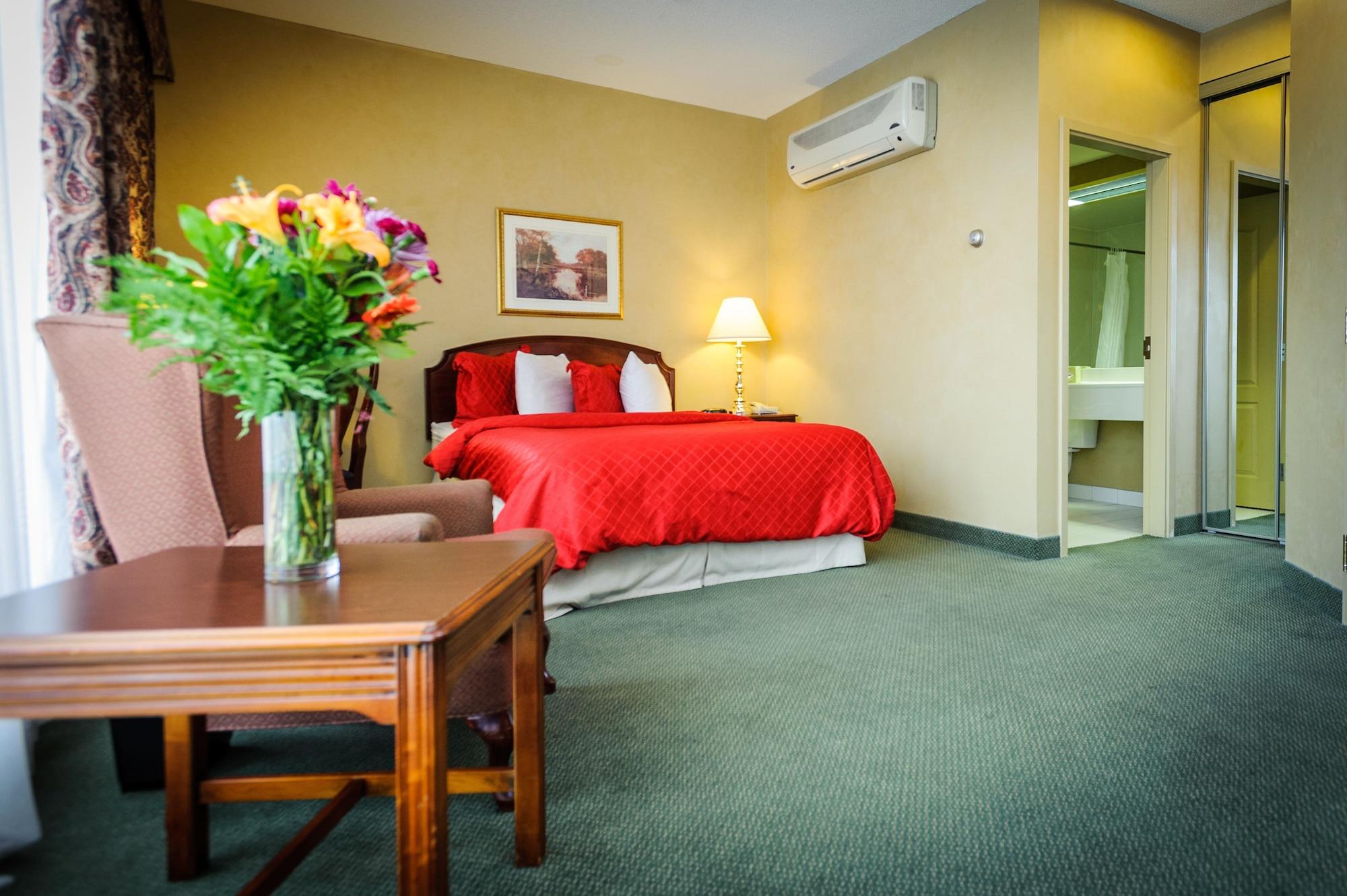 Peterborough Inn & Suites Hotel Zewnętrze zdjęcie