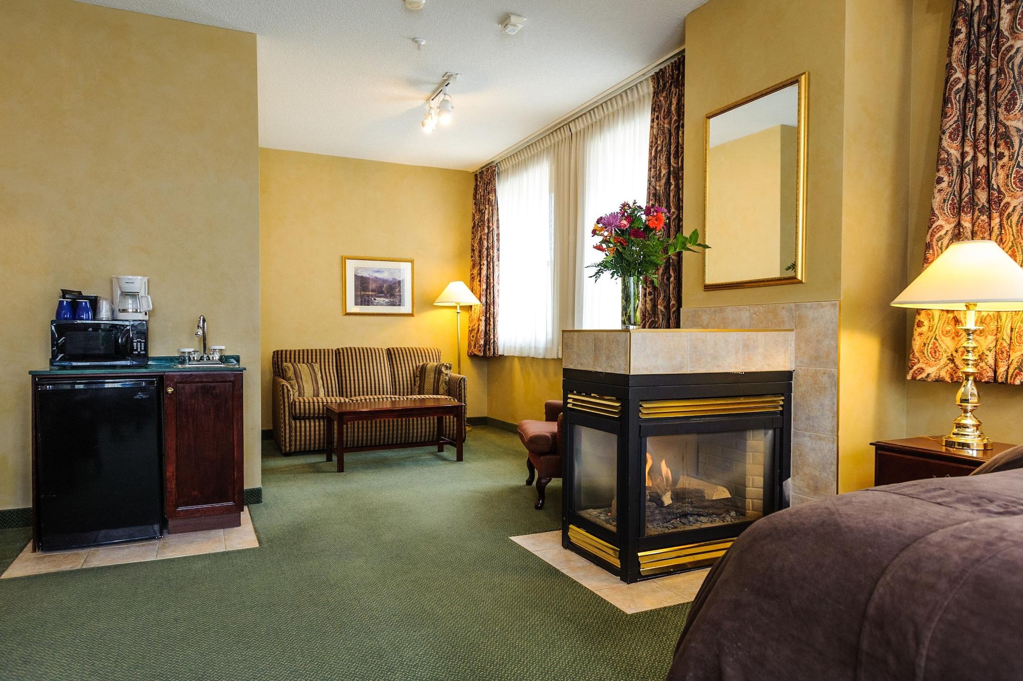 Peterborough Inn & Suites Hotel Zewnętrze zdjęcie